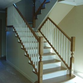 Carpintería Marjo escaleras blancas